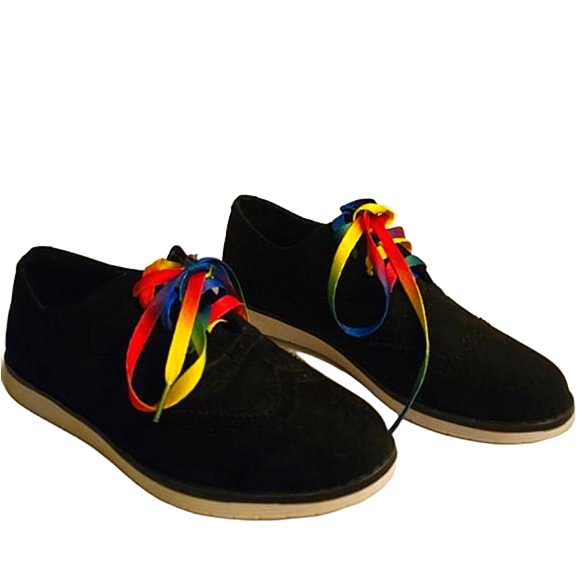 Walk on Rainbows: Size 7 Chelsee Girl Slipper Shoes with Rainbow Laces - Picture 2 of 4